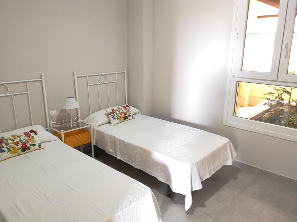 Precioso Apartamento Planta Baja Junto A La Playa Isla Canela Esterno foto